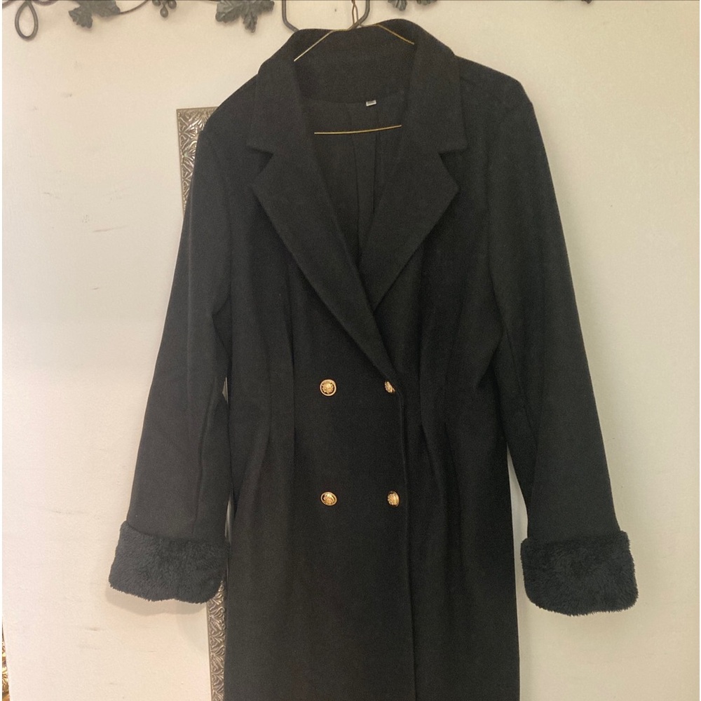 Womens black coat size 16/18